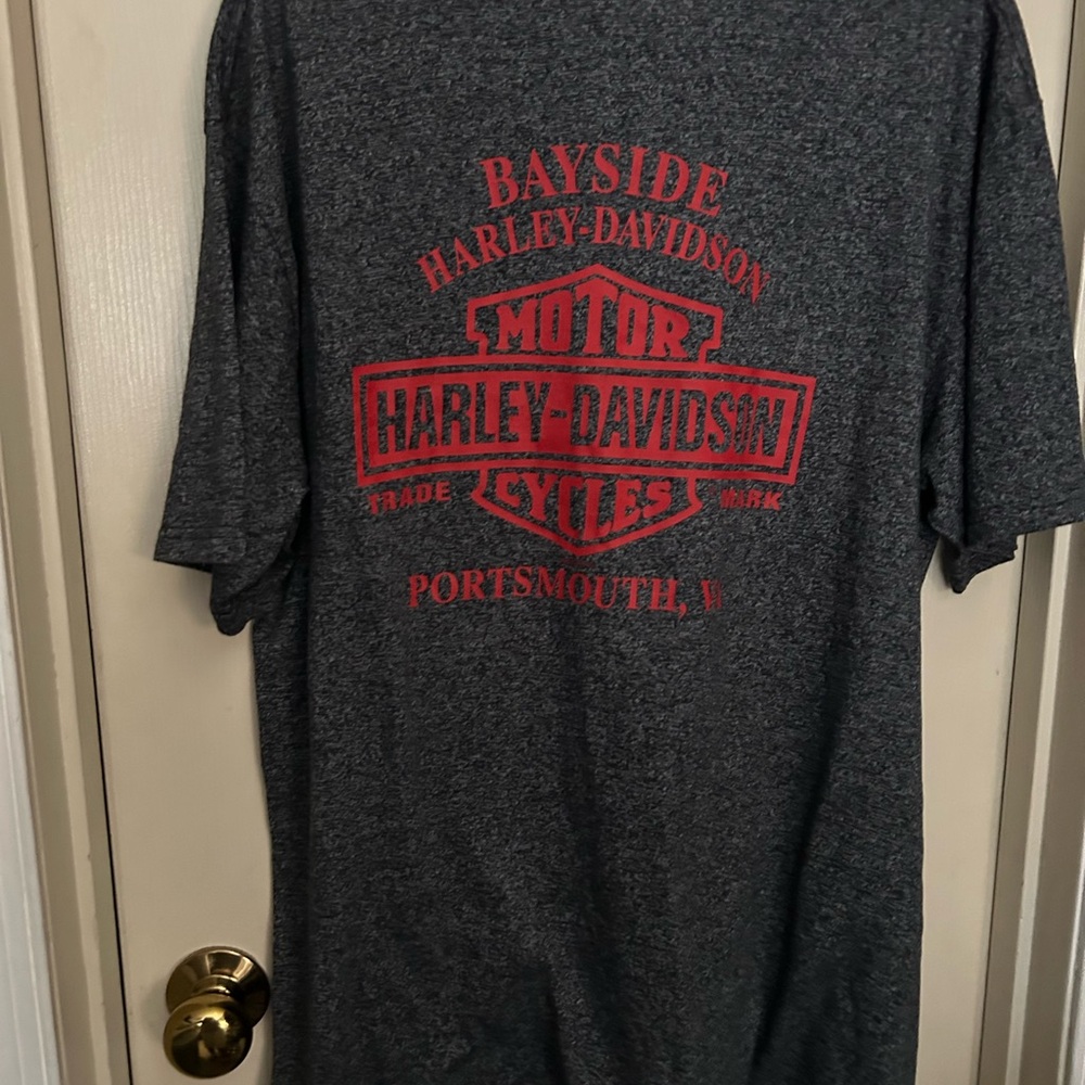 Harley-Davidson Charcoal Tee with Red Design
